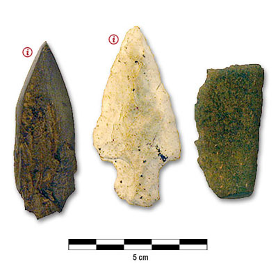 Photograph of archaic clusters from the Round Lake Shoreline